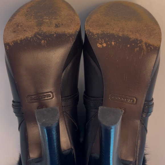 PERFECT, LIKE NEW, COACH, VINTAGE, ATHENA ANKLE BOOTIES IN SIZE 6 ½ 👢🐰 👜 - Picture 14 of 16